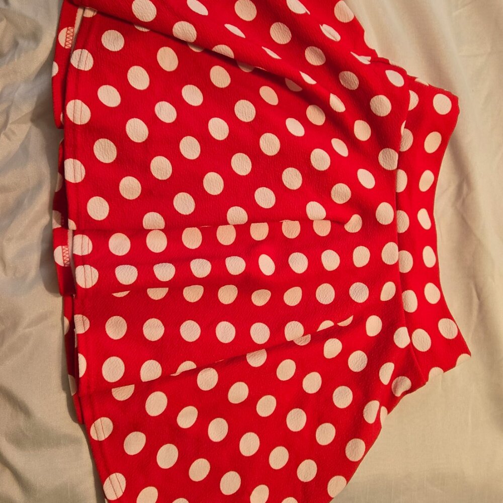 Red and white polka dots - Picture 4 of 7